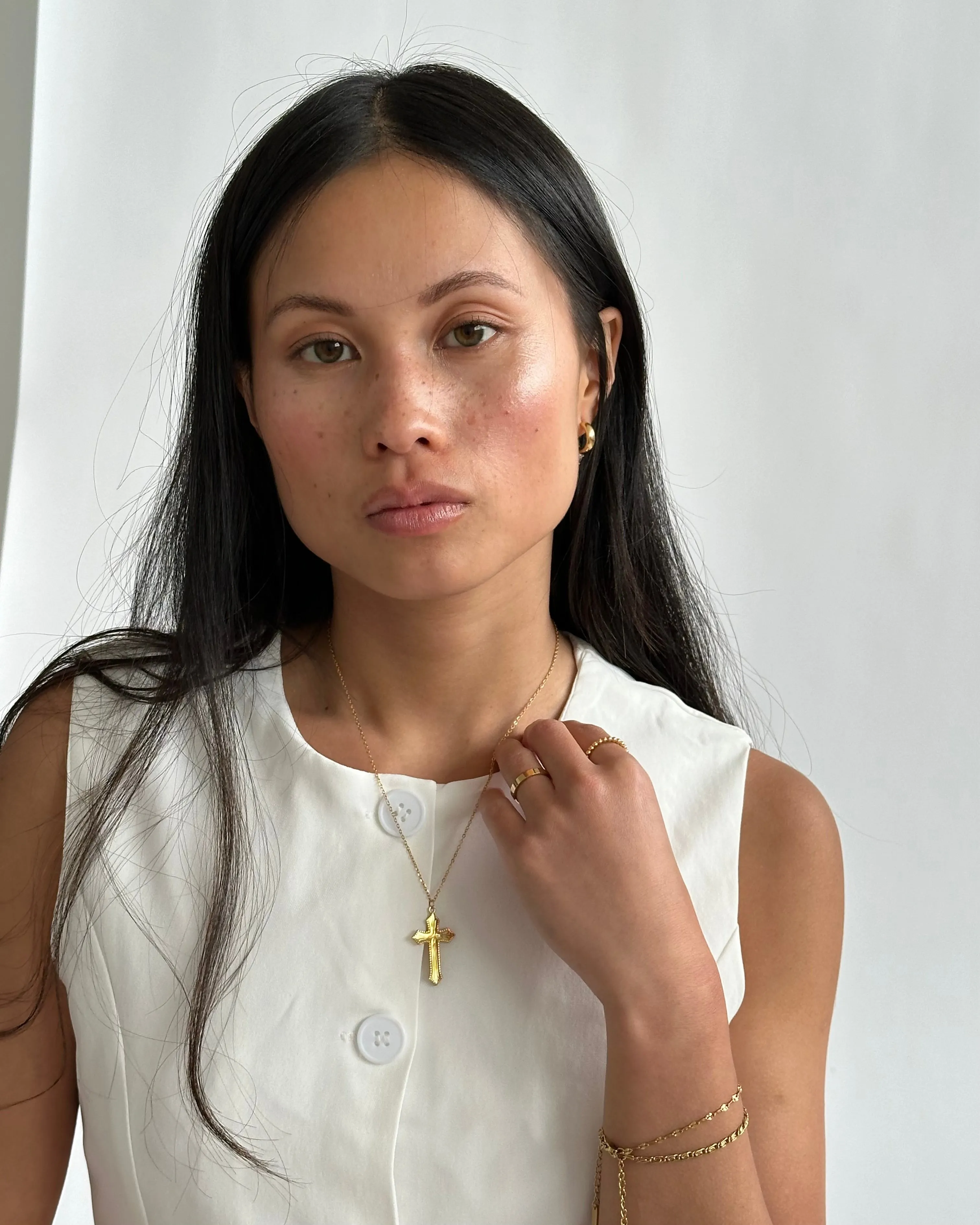 Bold cross necklace