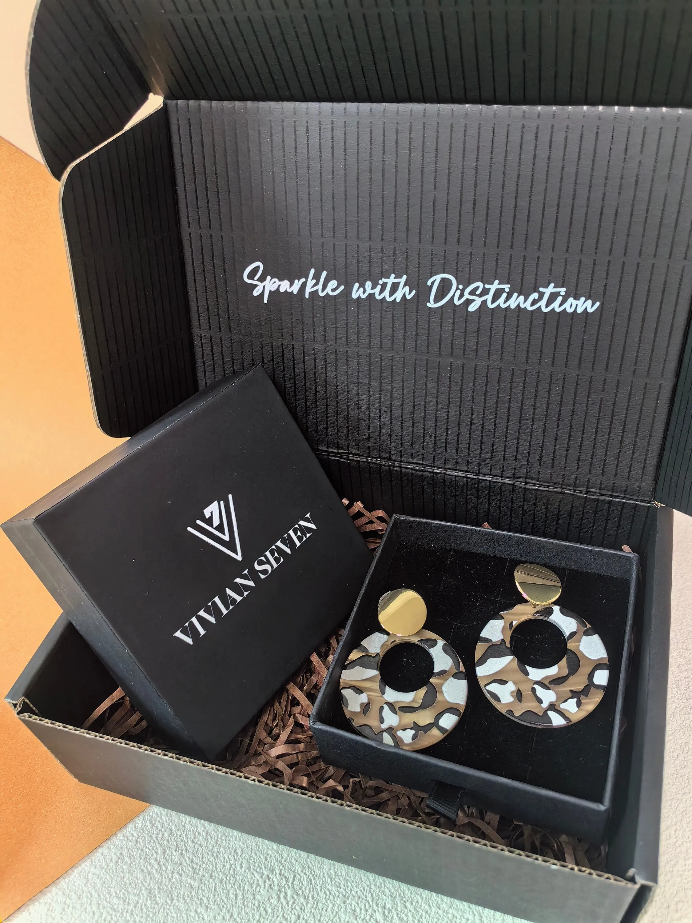 Chic Leopard Acrylic Disc Loop Drop Statement Earrings