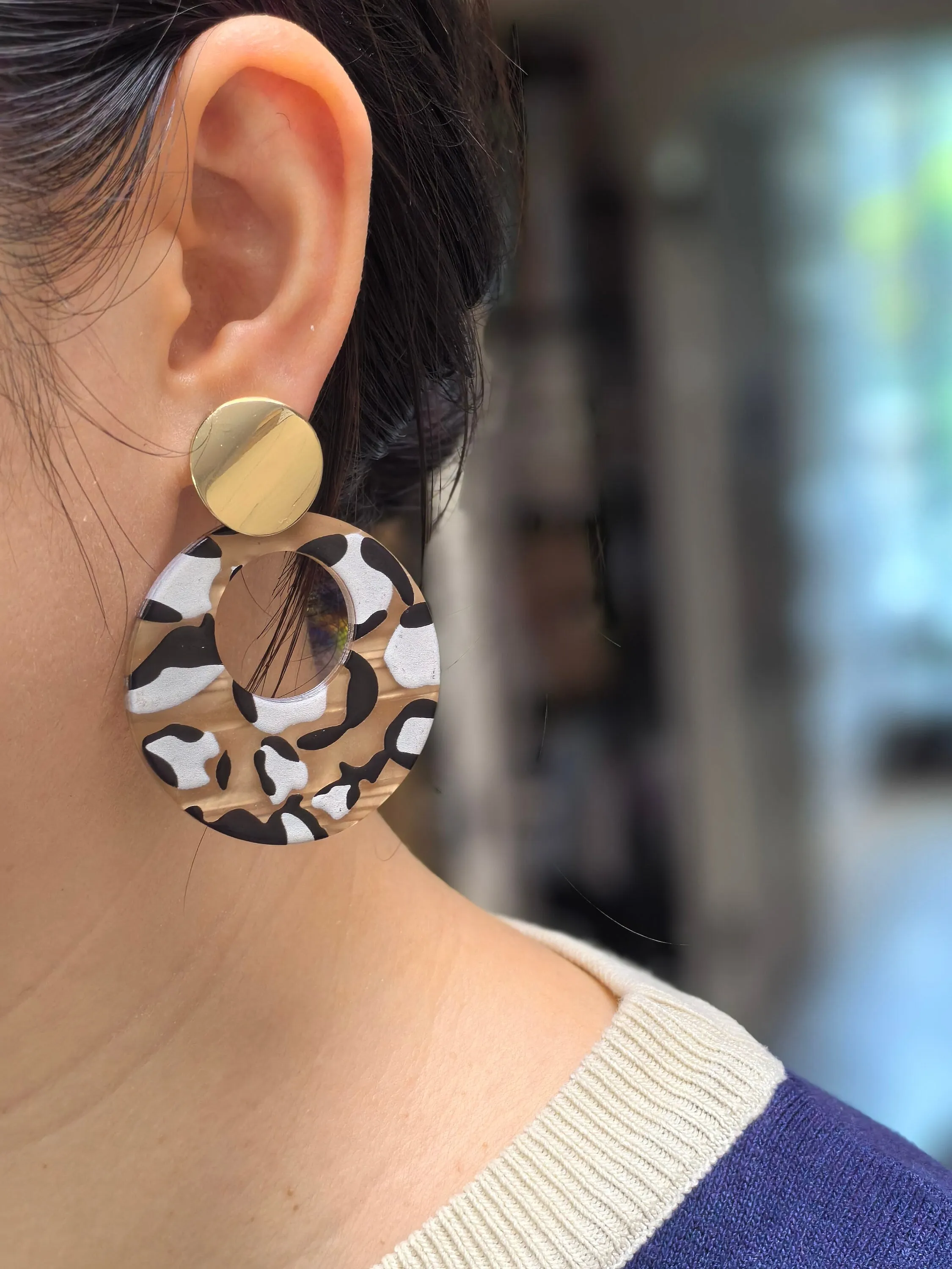 Chic Leopard Acrylic Disc Loop Drop Statement Earrings