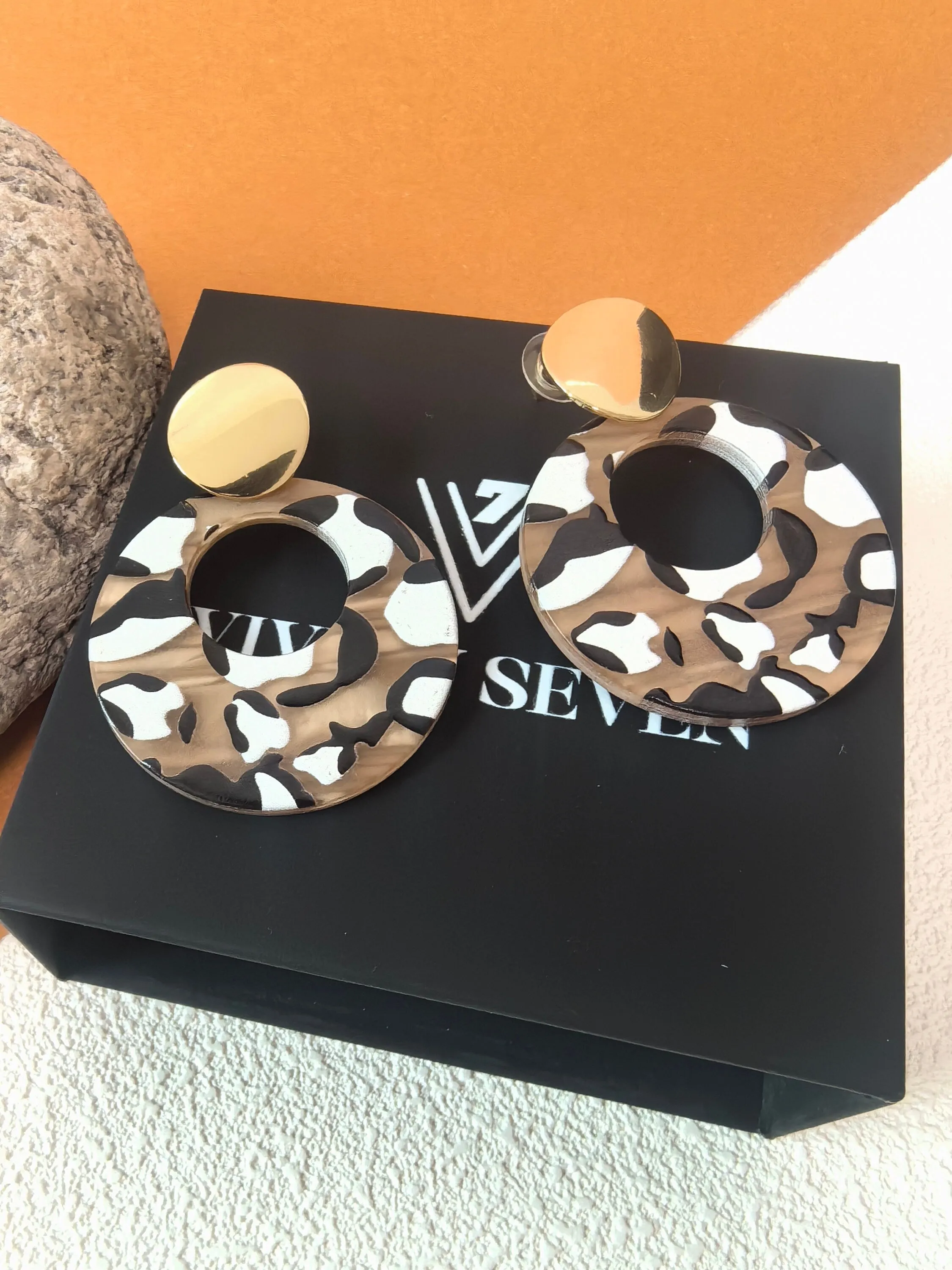 Chic Leopard Acrylic Disc Loop Drop Statement Earrings