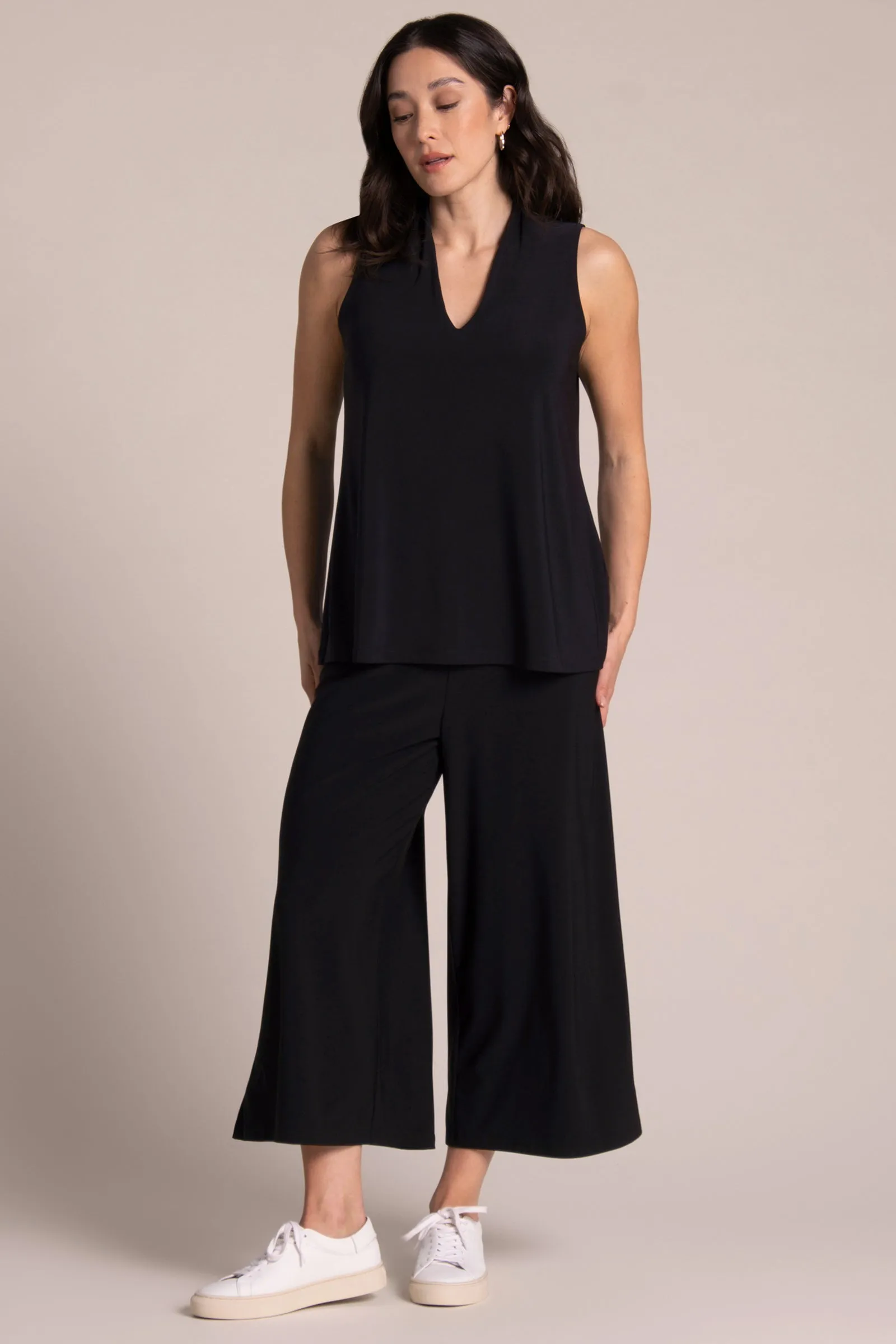 Deep V Trapeze Tank | Black