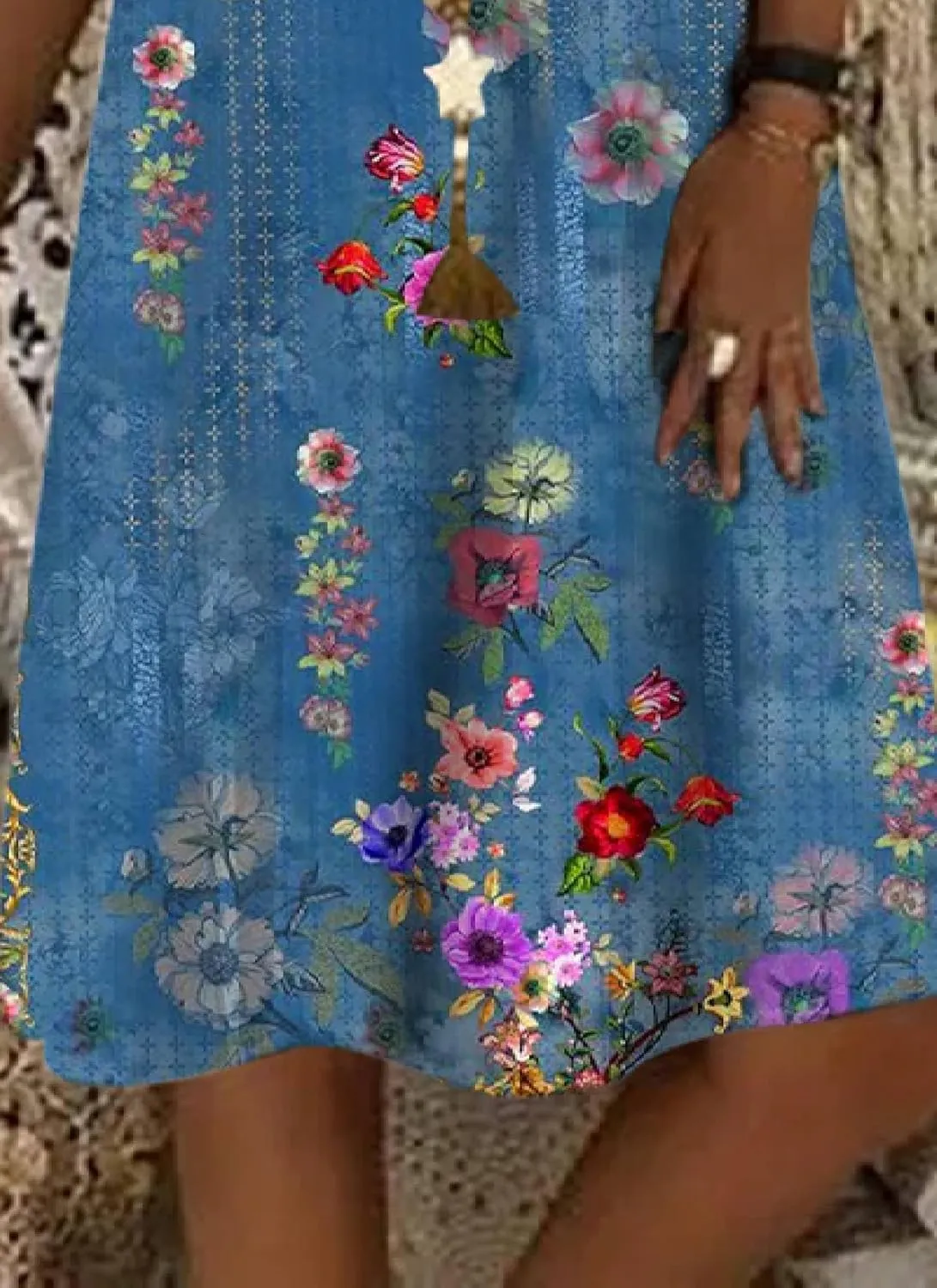 Flowy Mini Beach Summer Dresses for Women Stylish Blue Floral Print V-Neck Short Sleeve Shift 2025 Dress