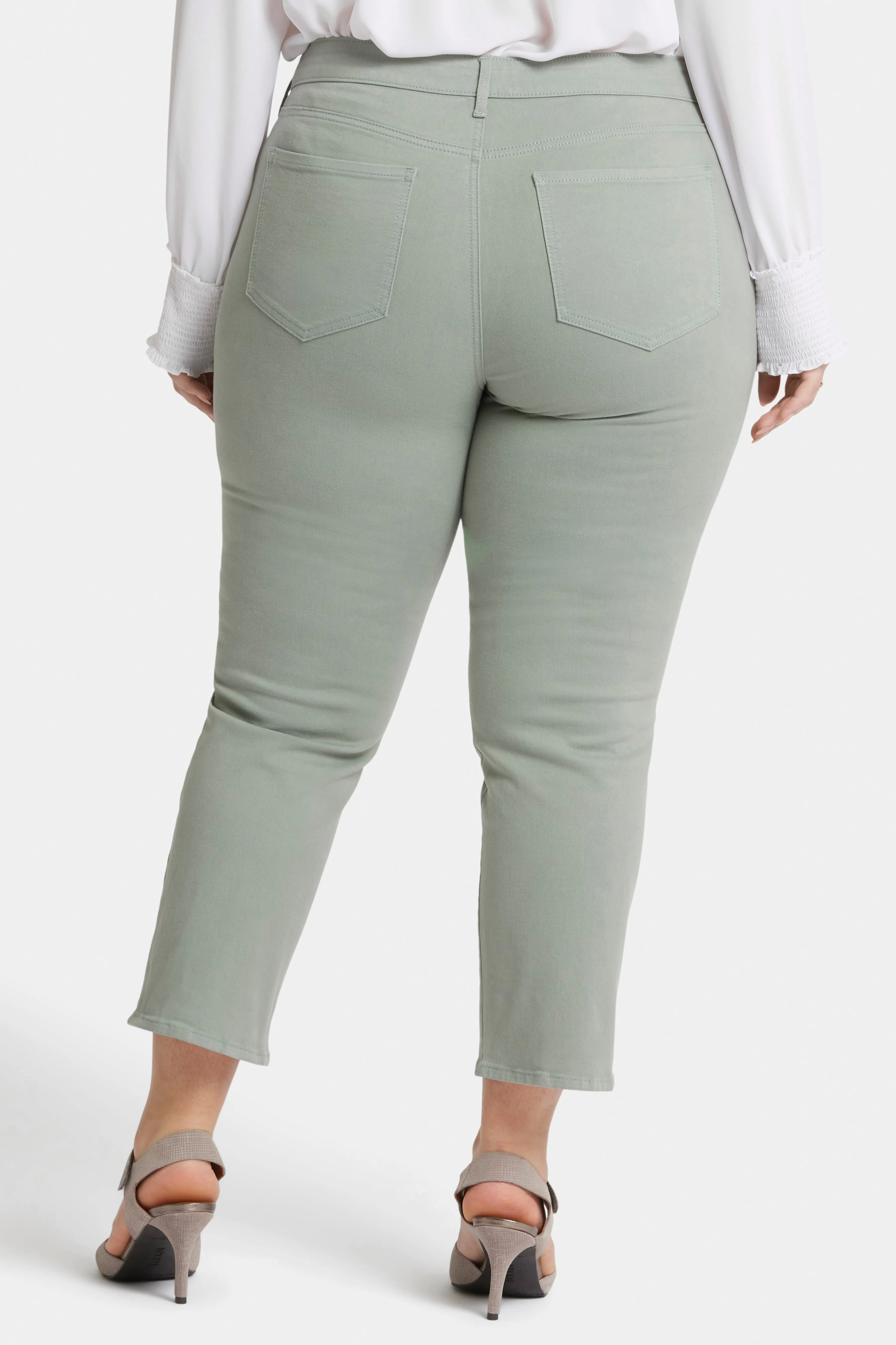 Marilyn Straight Ankle Jeans