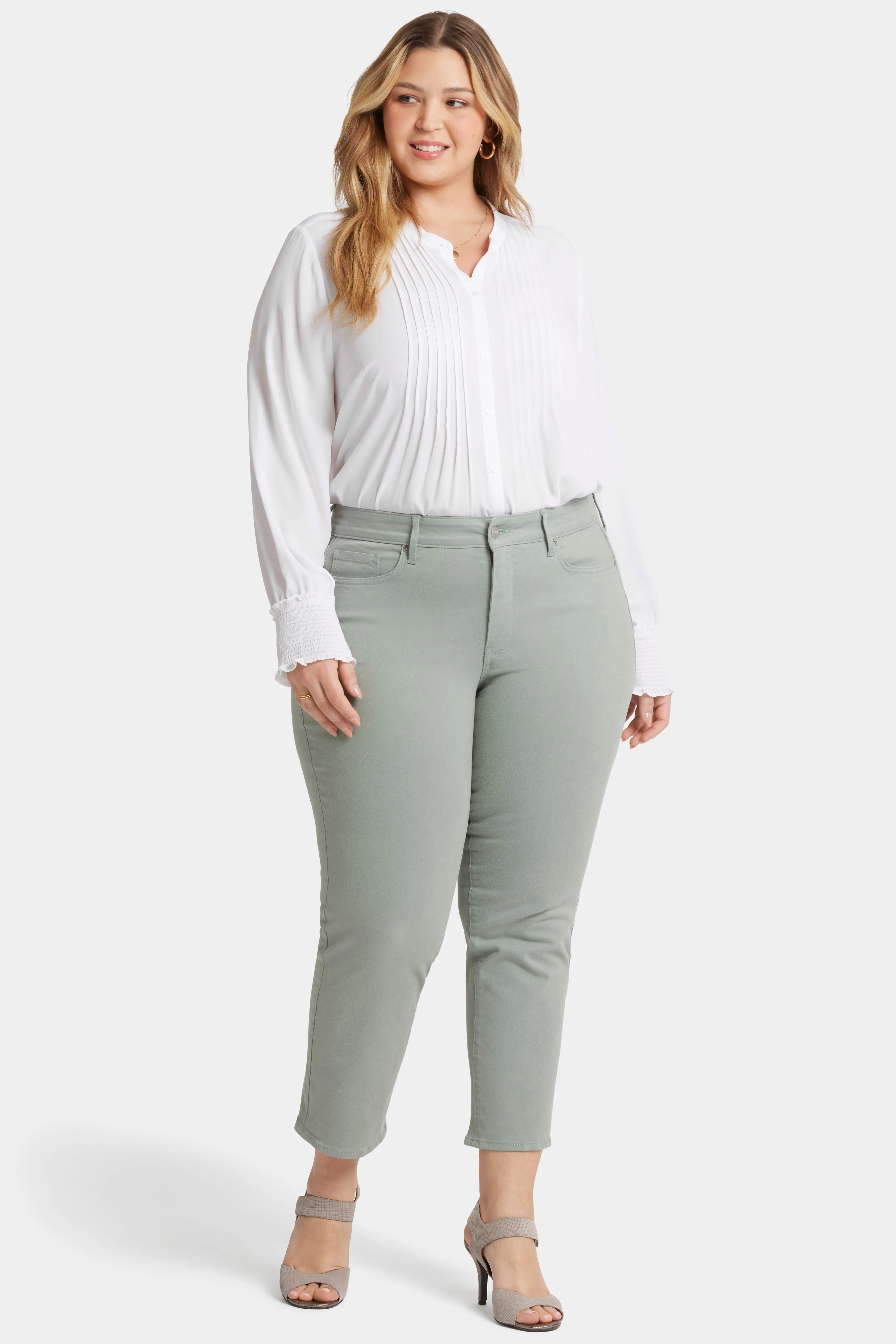 Marilyn Straight Ankle Jeans