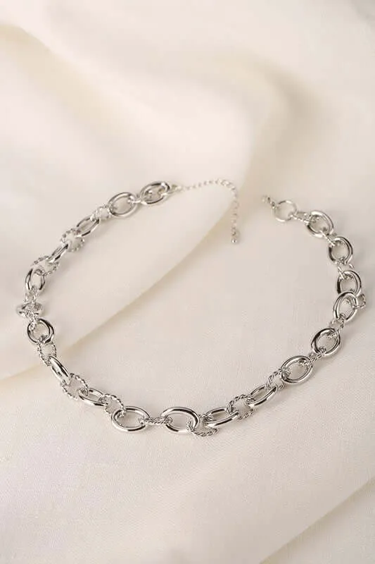 Silver Bold chain necklace