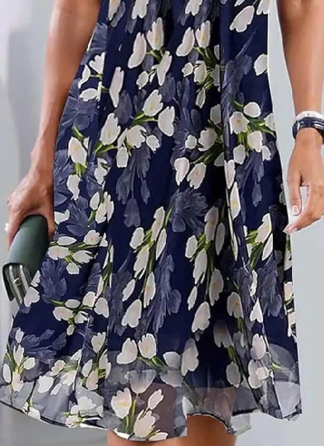 Women's Loose Shift Floral Print Short Sleeve Crewneck Blue Midi Dress 2025 Spring Summer Fashion Casual Elegant Dress